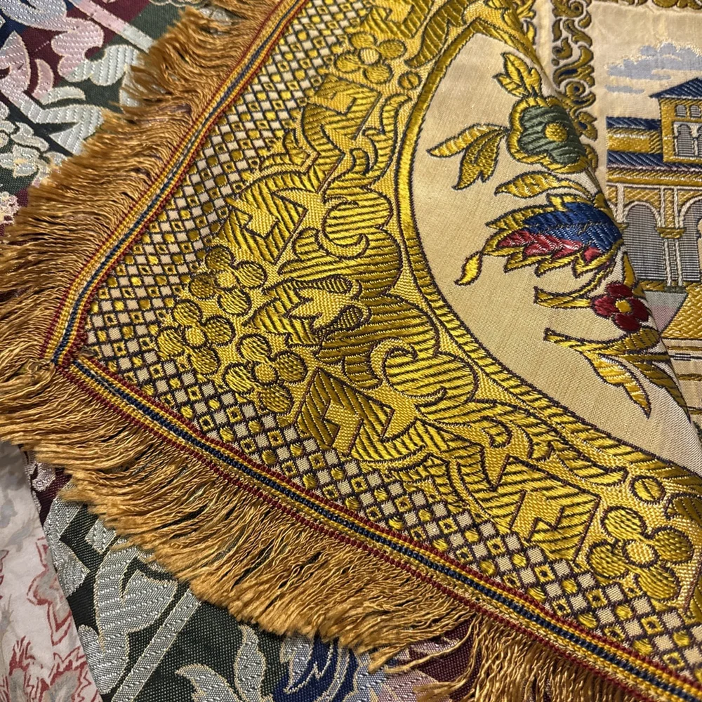 Spanish Tapestry Scarf Sevilla Spain Embroidered Manton Altar Table 48x48 Vtg